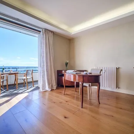 Modern Penthouse With A Terrace And Wonderful Sea Views Tatil Evi Chiavari
